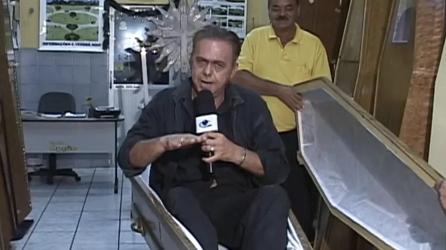 Jornalismo perde um ícone: morreu o repórter cearense Águia Dourada Jornalismo perde um ícone: morreu o repórter cearense Águia Dourada