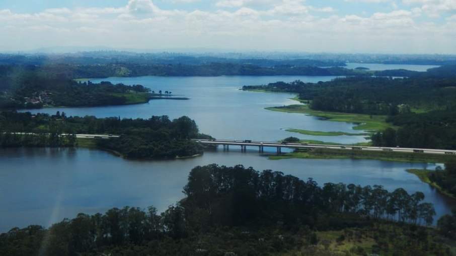 Reservatórios de SP têm apenas 25% do volume e preocupam Reservatórios de SP têm apenas 25% do volume e preocupam