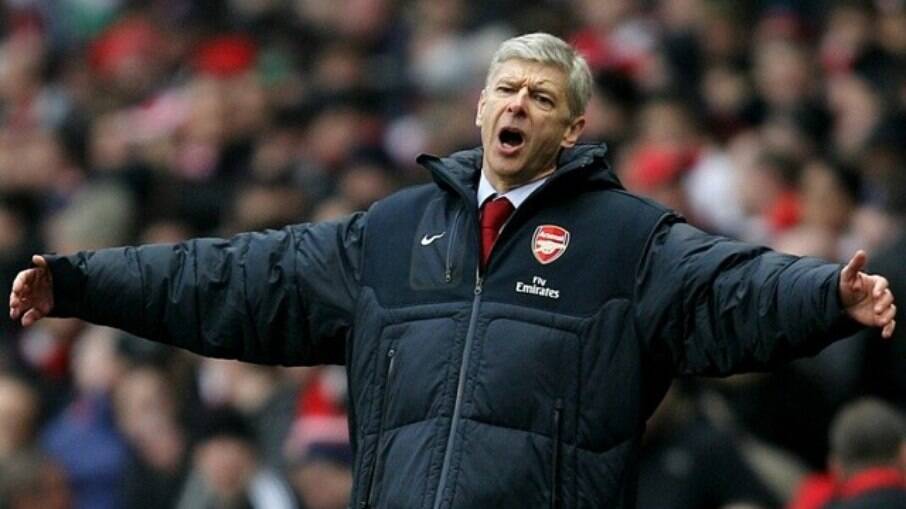 Arséne Wenger conquistou dezessete títulos com o Arsenal