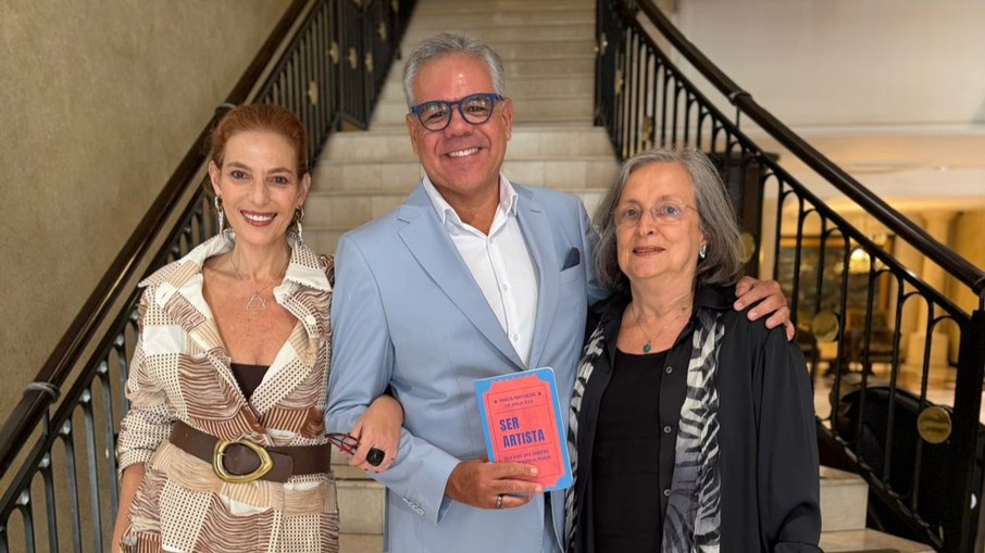 Marcus Montenegro com Iafa Britz e Tania Brandão