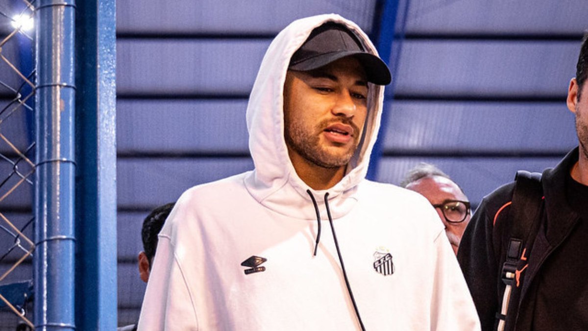 Vínculo entre Santos e Neymar se encerra em 30 de junho Vínculo entre Santos e Neymar se encerra em 30 de junho