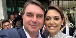 Flávio encrencado deixa Michelle sorrindo de orelha a orelha