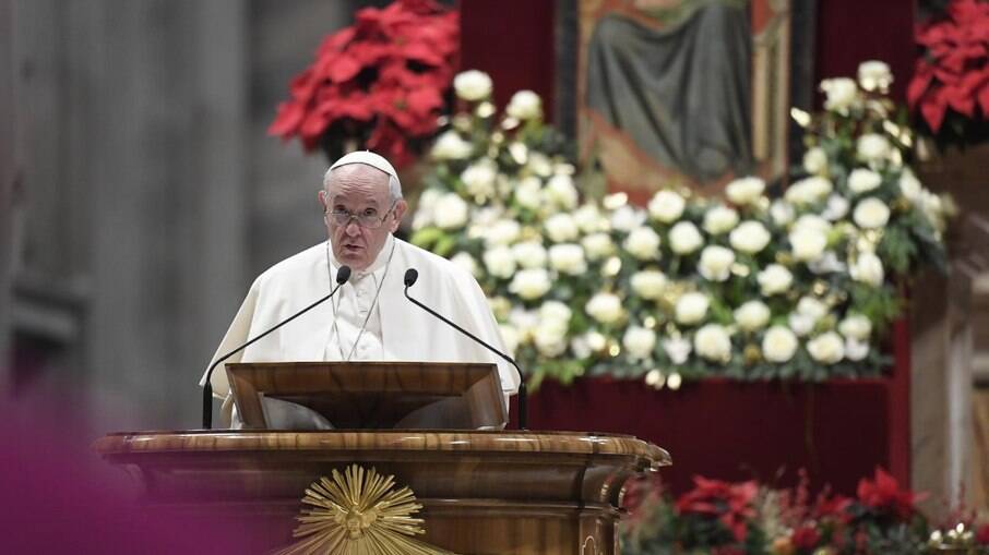 Papa Francisco discursou em missa na Basílica de São Pedro, neste sábado
