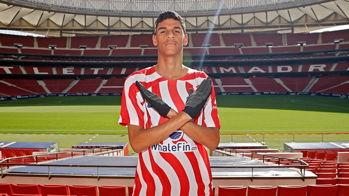 Justi%C3%A7a%20determina%20que%20Luva%20de%20Pedreiro%20pague%20milh%C3%B5es%20a%20empres%C3%A1rio