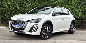 Peugeot 208: líder na Argentina, injustiçado no Brasil