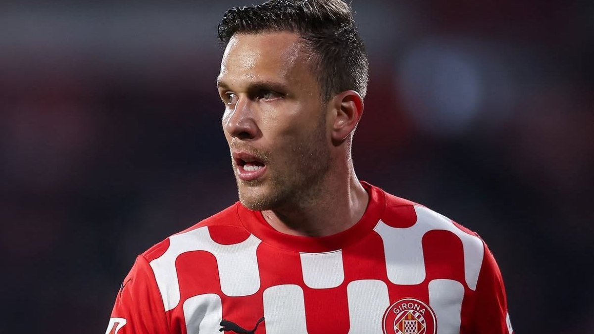 Arthur Melo é assaltado na Espanha Arthur Melo é assaltado na Espanha