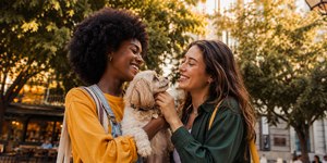 Maioria dos viajantes LGBTQ+ esconde a identidade durante viagens