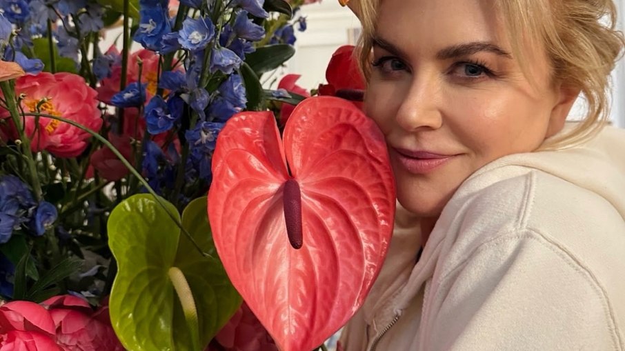 Atriz já busca mansão em resort Atriz já busca mansão em resort
