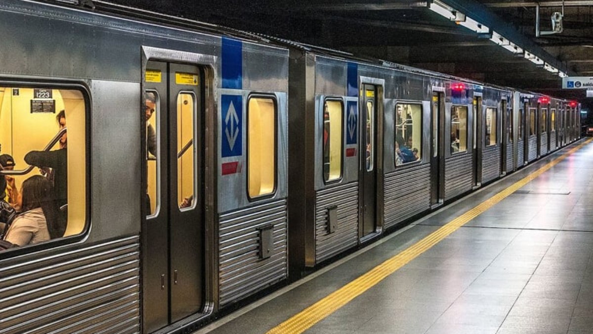 Linhas de metrô e trem terão horários diferentes no Natal e no Réveillon