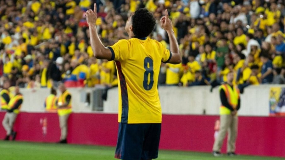 Anthony Valencia estava no elenco do equador que disputou a Copa do Mundo de 2026