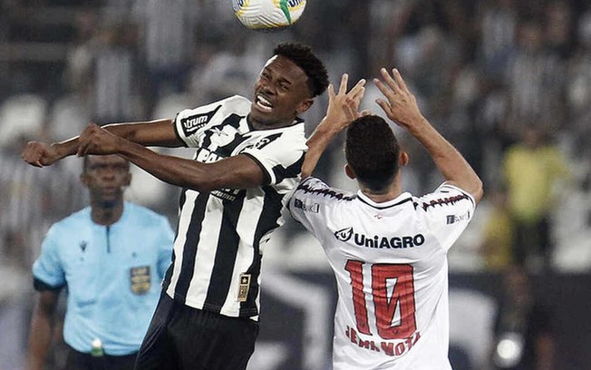 Botafogo derrotou o Vitória por 1 a 0 nesta quinta-feira (2), pela Copa do Brasil