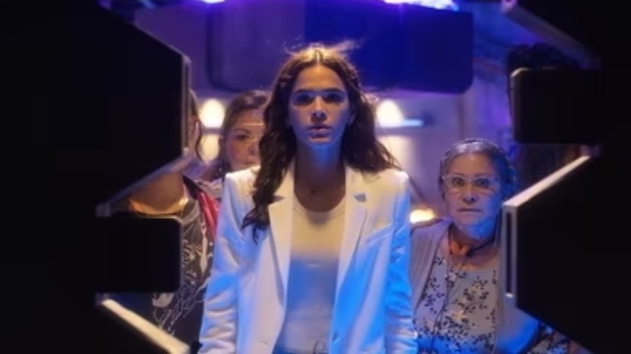 Filme de Bruna Marquezine desbanca Barbie em bilheteria dos EUA