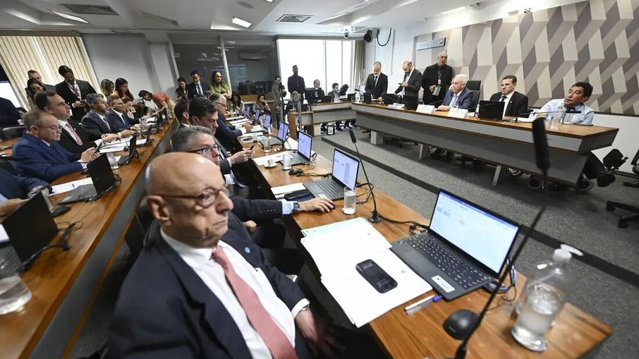 CCJ do Senado, discutindo o PL da Dosimetria CCJ do Senado, discutindo o PL da Dosimetria