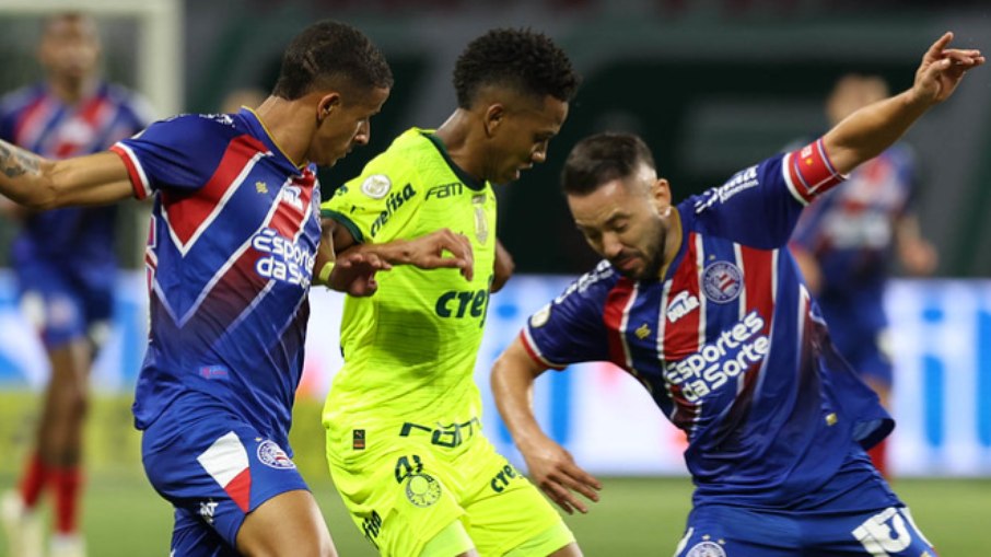 Palmeiras encara o Bahia neste domingo, pelo Brasileirão Palmeiras encara o Bahia neste domingo, pelo Brasileirão