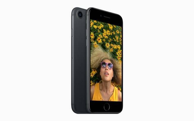 iPhone 7 conta com 12 MP na câmera traseira e 7 MP, na frontal; celular tem bom processamento de imagem