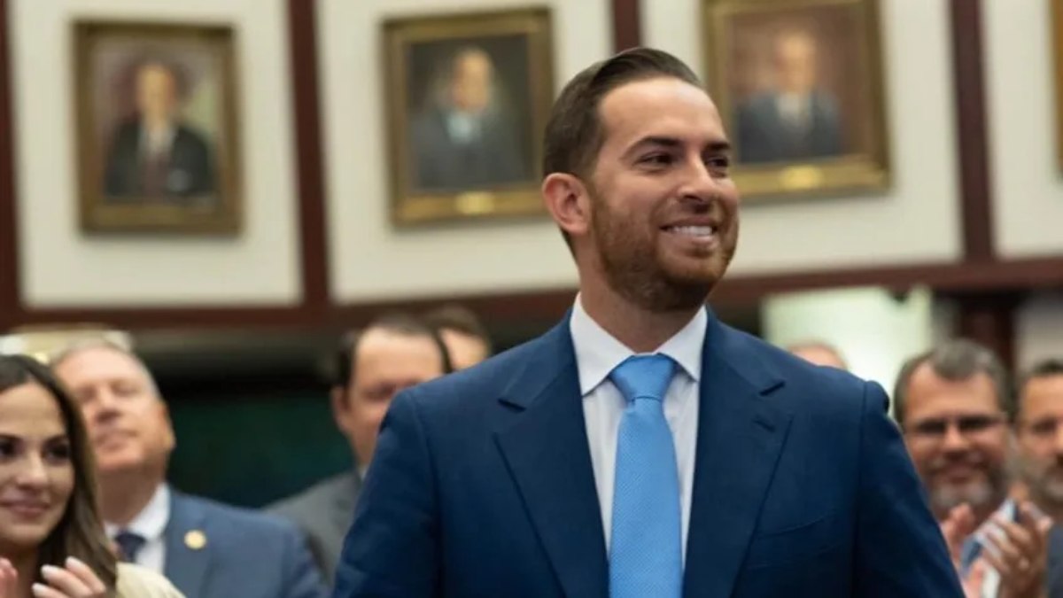 Daniel Perez, 38 anos, é filho de exilados cubanos  e deputado estadual pela Flórida