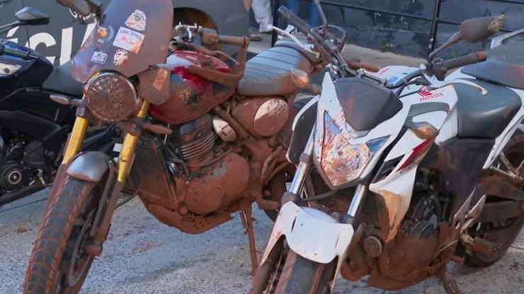 Suspeito morre em troca de tiros com PM após roubo de moto em SP