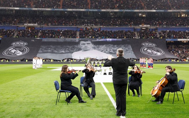 Veja a emocionante homenagem do Real Madrid a um de seus heróis