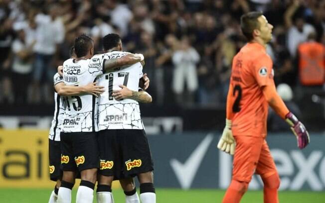 Corinthians inicia a Copa do Brasil mais confortável do que em estreias pelo Brasileiro e Libertadores
