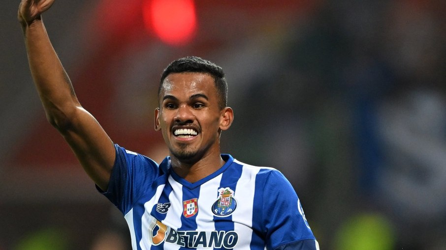 Galeno é um dos destaques do Porto e vai defender a seleção brasileira