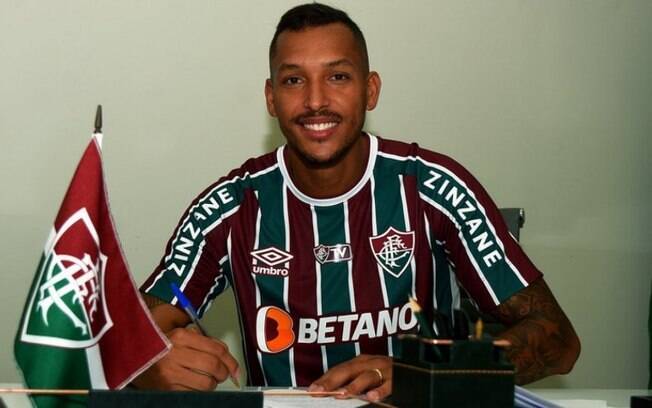 Fluminense anuncia a contratação do zagueiro David Duarte: 'Feliz de participar desse projeto'