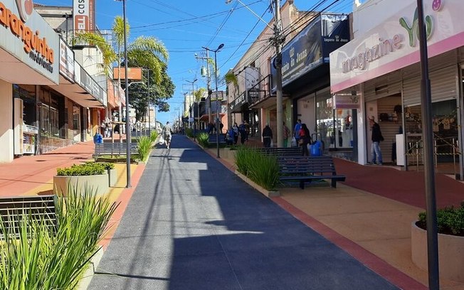 Atividade do Comércio volta a crescer em julho, aponta Serasa