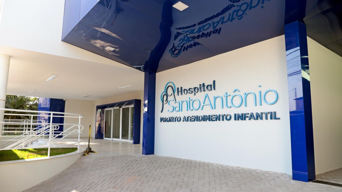 O novo Hospital Santo Antônio de Louveira vai realizar atendimentos de baixa complexidade a partir de segunda-feira (01) O novo Hospital Santo Antônio de Louveira vai realizar atendimentos de baixa complexidade a partir de segunda-feira (01)