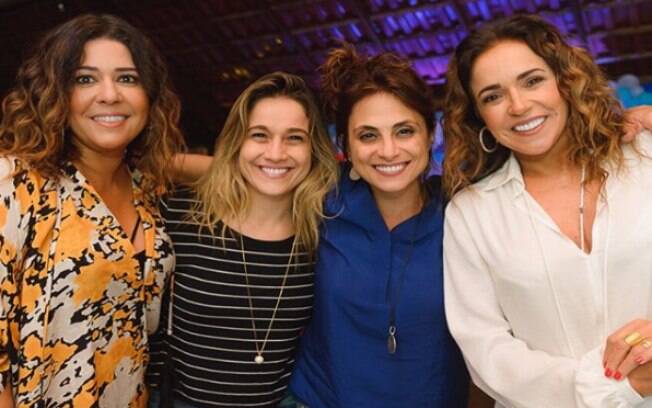 Malu Verçosa,Fernanda Gentil,Priscila Montandon e Daniela Mercucy na comemoração
