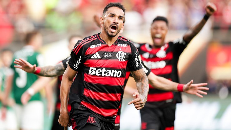 Flamengo bate Palmeiras e é o primeiro tetra da Libertadores