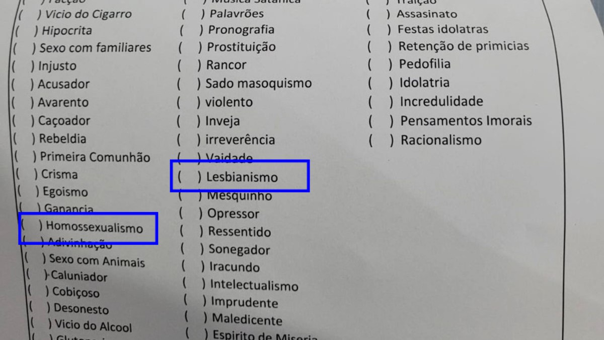 A lista traz termos LGBTfóbicos e ataque contra outras religiões, inclusive cristã