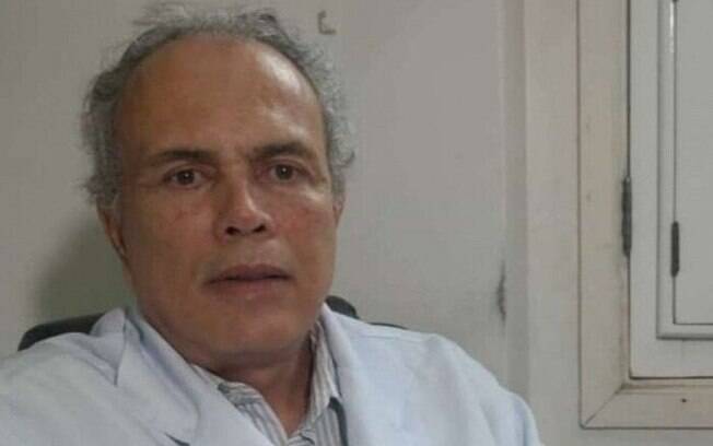 Crítico da OMS e defensor da cloroquina, médico de 68 anos morreu vítima de Covid-19