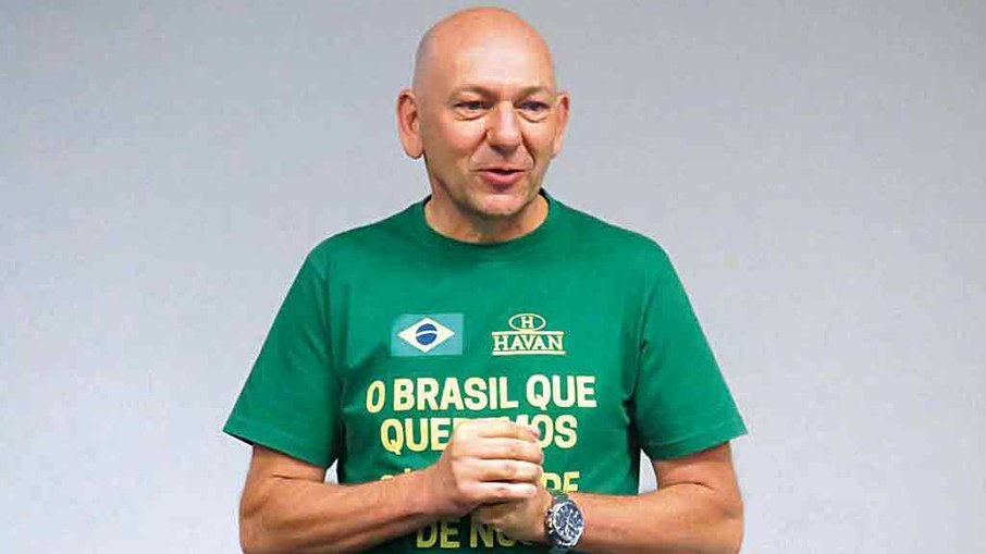 Para o ministro Tavares, a conduta de Hang configurou interferência indevida no processo eleitoral. Para o ministro Tavares, a conduta de Hang configurou interferência indevida no processo eleitoral.