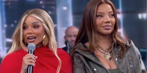 No Domingão, Ludmilla faz apelo sobre a filha para Brunna