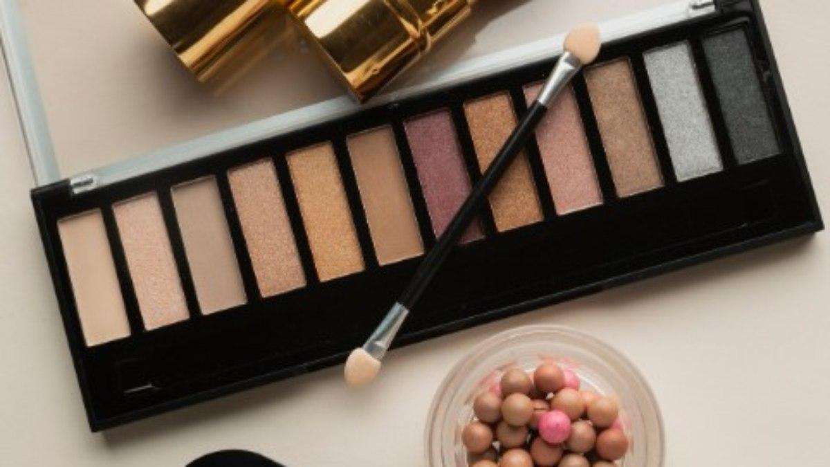 Maquiagens e outros produtos estão em oferta na Semana da Beleza da Amazon Maquiagens e outros produtos estão em oferta na Semana da Beleza da Amazon