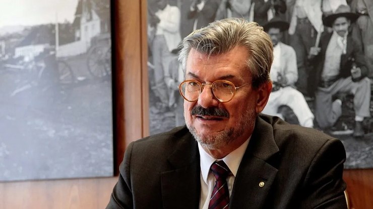 Ministro do STJ denunciado por assédio sexual é internado no DF