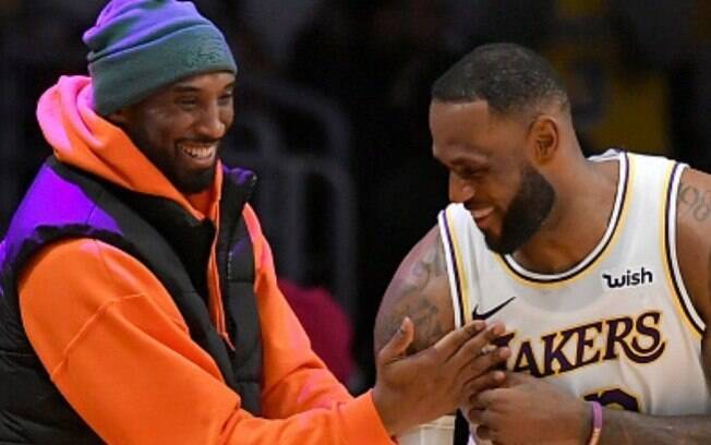 Kobe Bryant e LeBron James 