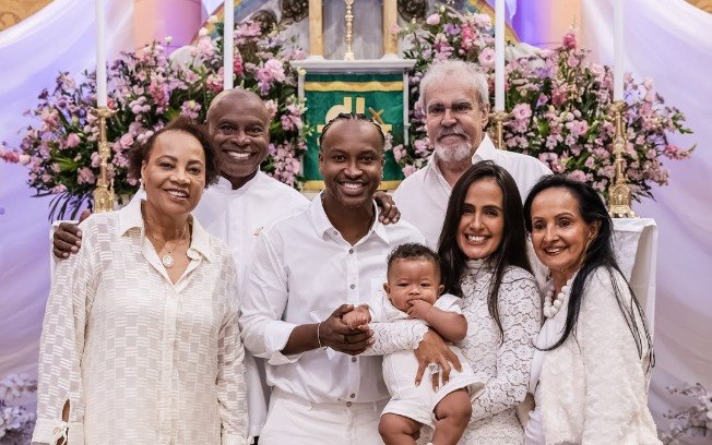 Família de Thiaguinho e Carol Peixinho