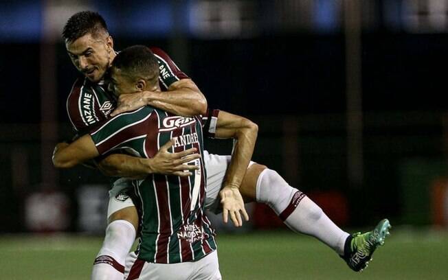 Willian celebra vitória do Fluminense e projeta caminho até a Libertadores: 'Chegar forte na Colômbia'