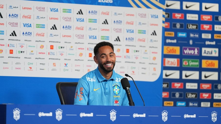 Matheus Cunha concede entrevista coletiva pela Seleção Brasileira antes do duelo contra a Noruega