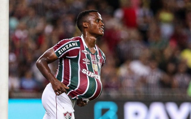 Arias é um dos grandes nomes do Fluminense na temporada e vive momento mágico também fora de campo