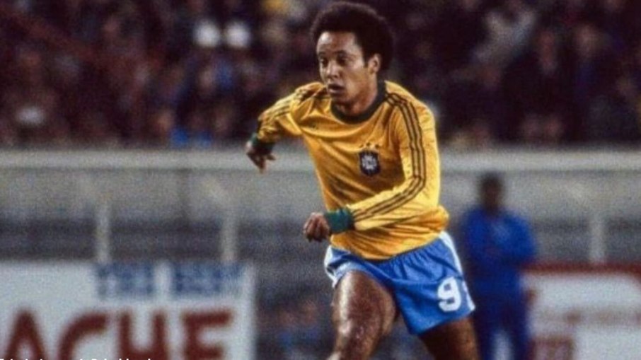 Reinaldo vestiu a camisa 9 do Brasil na Copa do Mundo de 1978 Reinaldo vestiu a camisa 9 do Brasil na Copa do Mundo de 1978