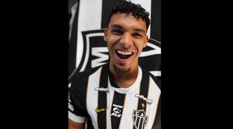 Ex-Flamengo%2C%20Victor%20Hugo%20%C3%A9%20anunciado%20pelo%20Atl%C3%A9tico-MG