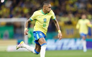 Raphinha defende europeus e critica o Mundial: Foram obrigados