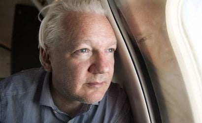 Julian Assange pode ser preso novamente? Entenda