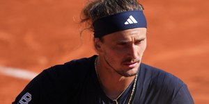 Em Roland Garros histórico, Zverev leva 1º Grand Slam da carreira