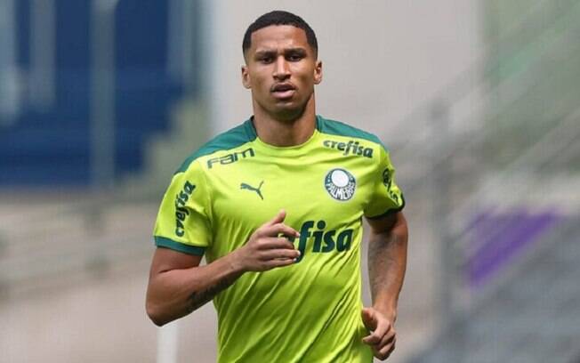 Zé Rafael desfalca Palmeiras em jogo-treino, e Murilo faz primeiro treino