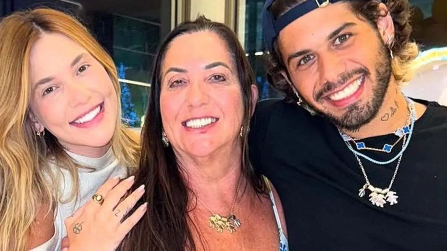 Virginia Fonseca revela que mãe quase entrou em depressão após divórcio