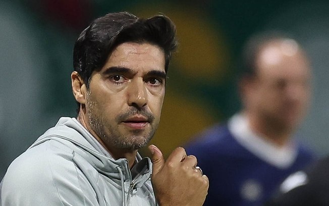 Abel Ferreira teve mais uma entrevista polêmica no comando técnico do Palmeiras