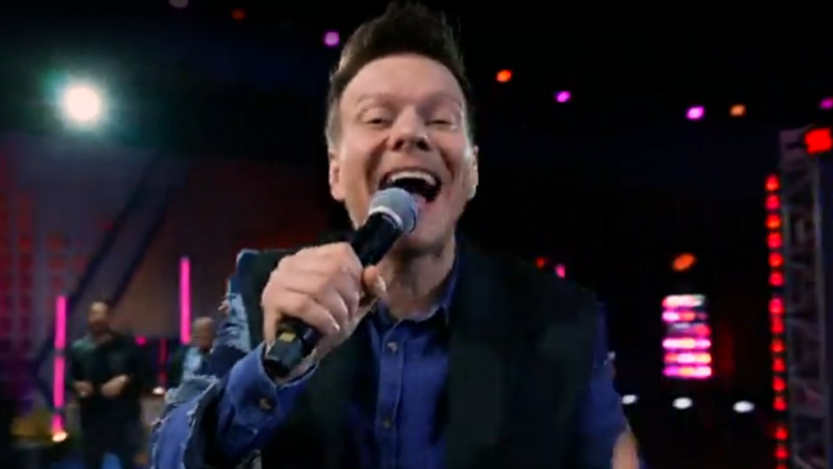 Michel Teló apresenta seus maiores hits Michel Teló apresenta seus maiores hits