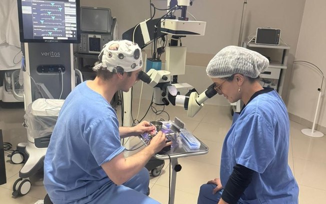 Hospitais recebem simuladores de cirurgias de catarata